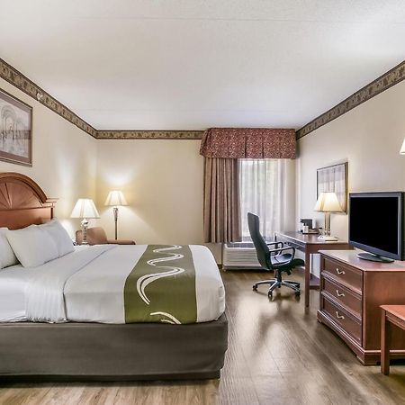 Quality Inn & Suites Bel Air I-95 Exit 77A Екстериор снимка