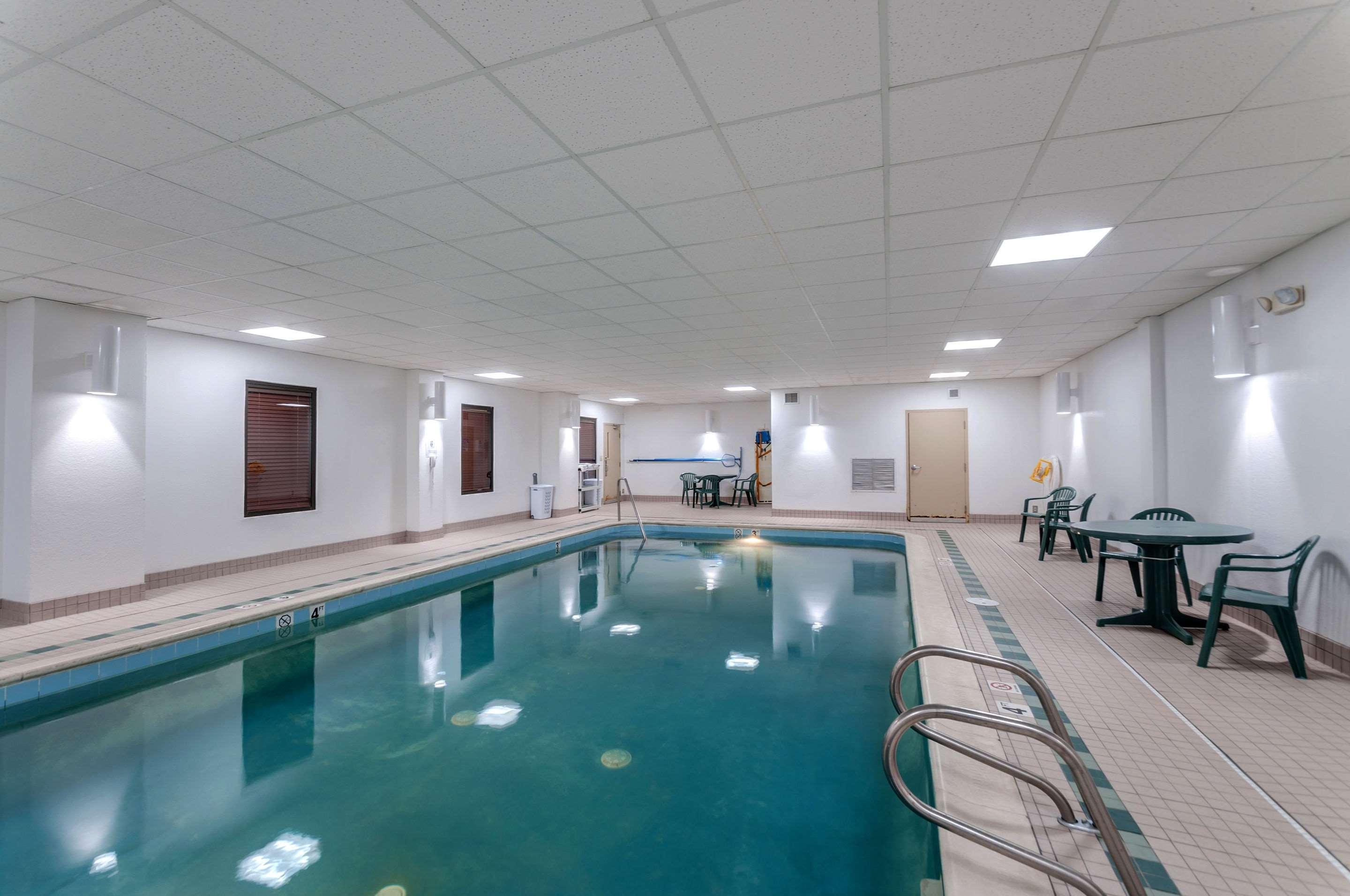 Quality Inn & Suites Bel Air I-95 Exit 77A Екстериор снимка