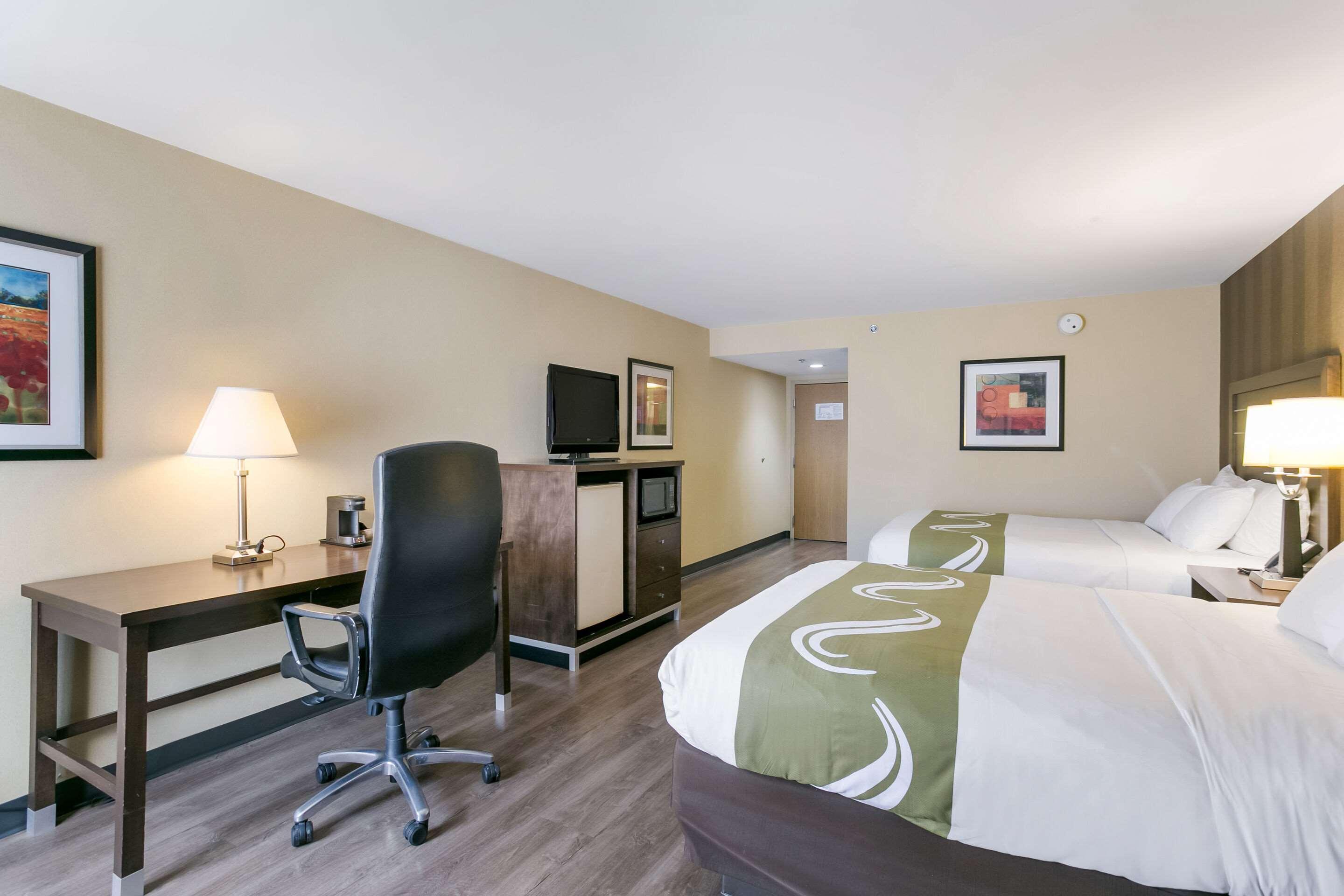 Quality Inn & Suites Bel Air I-95 Exit 77A Екстериор снимка