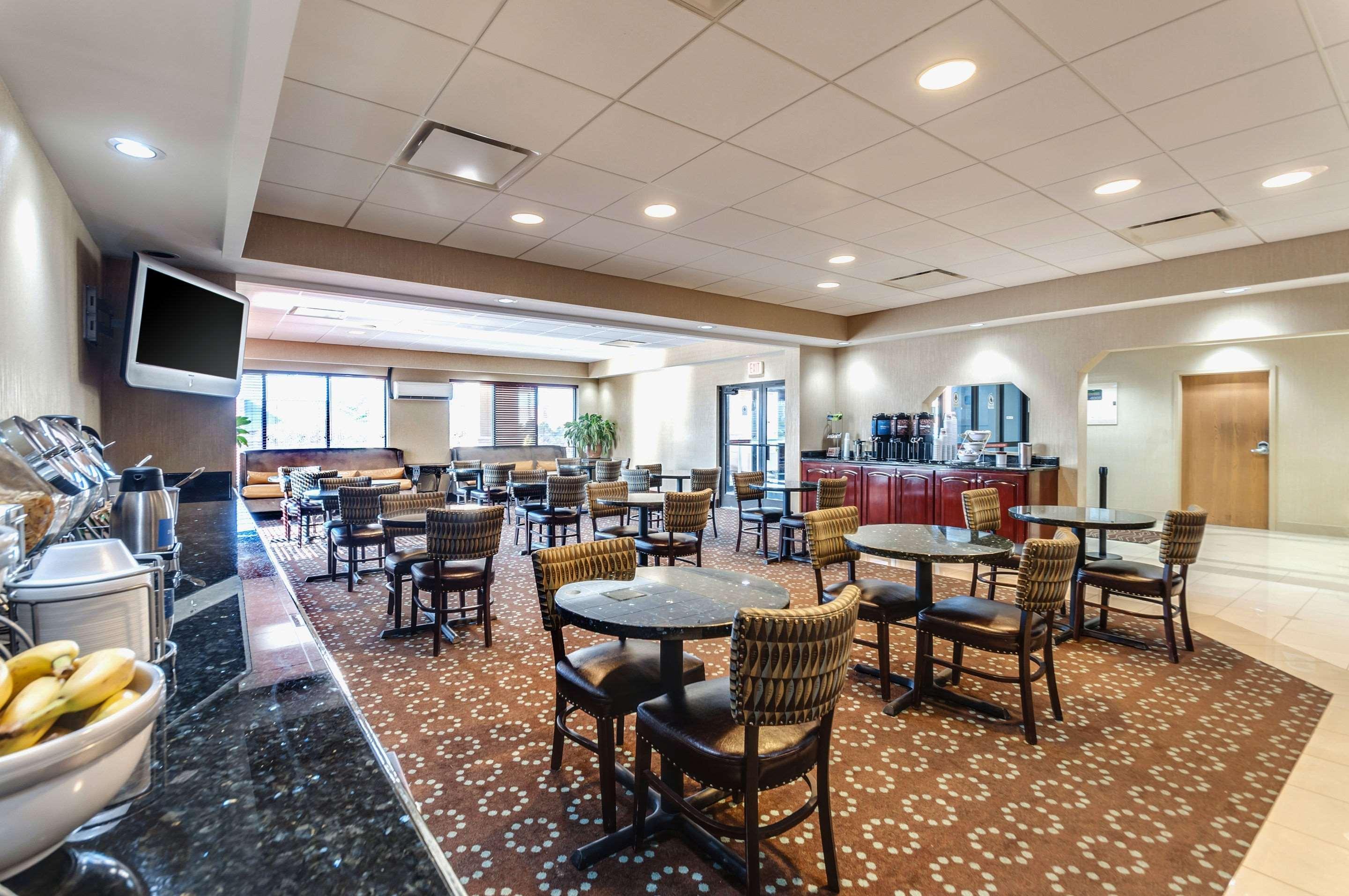 Quality Inn & Suites Bel Air I-95 Exit 77A Екстериор снимка