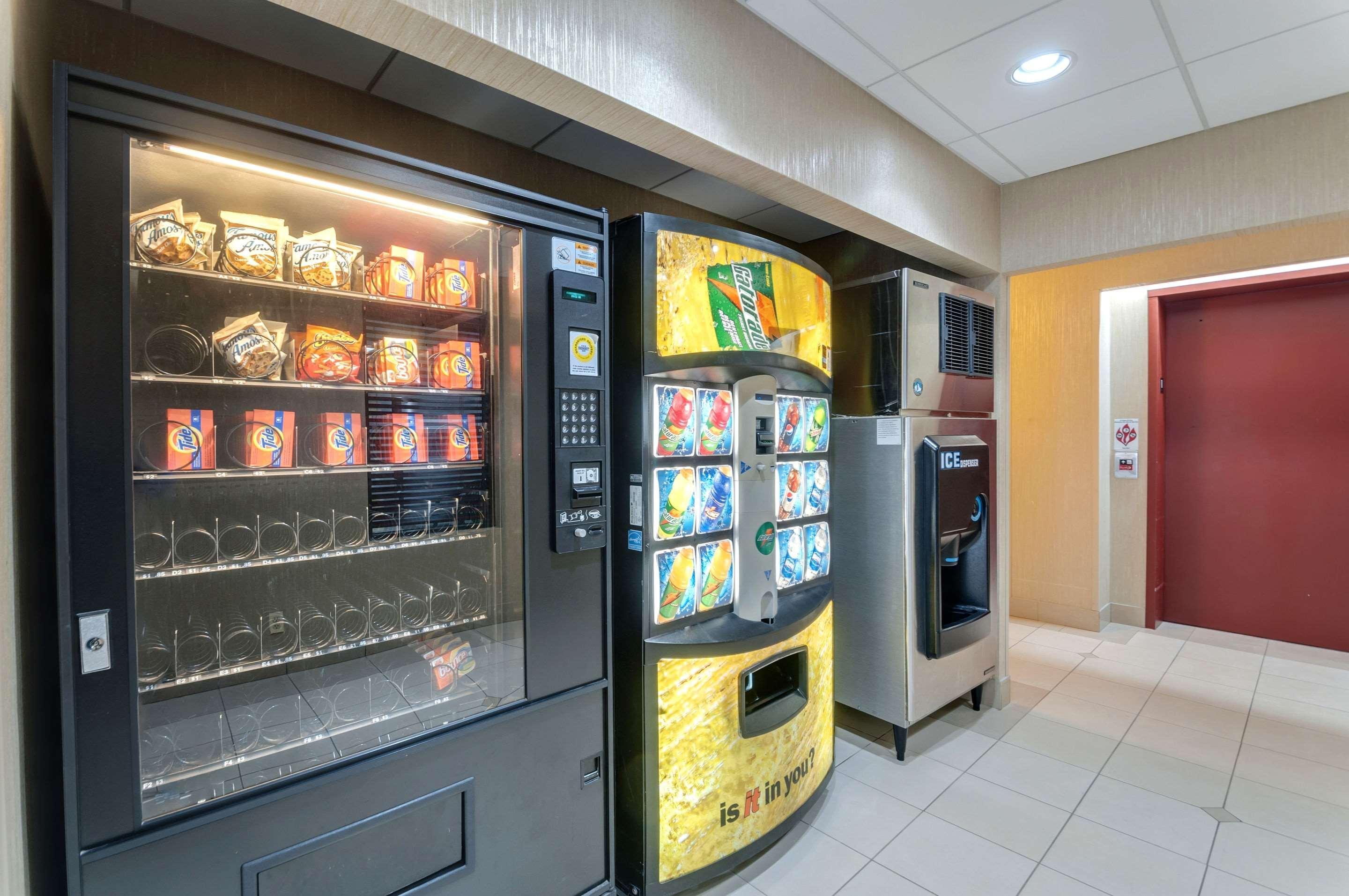 Quality Inn & Suites Bel Air I-95 Exit 77A Екстериор снимка