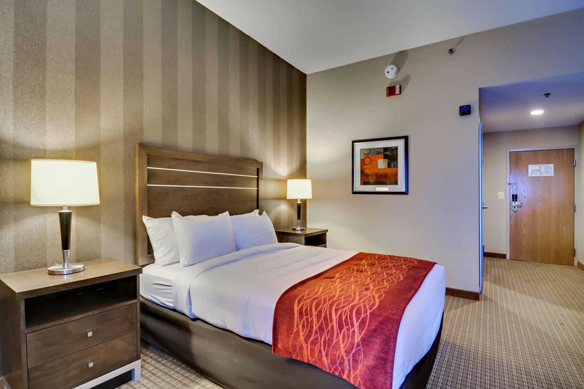 Quality Inn & Suites Bel Air I-95 Exit 77A Екстериор снимка
